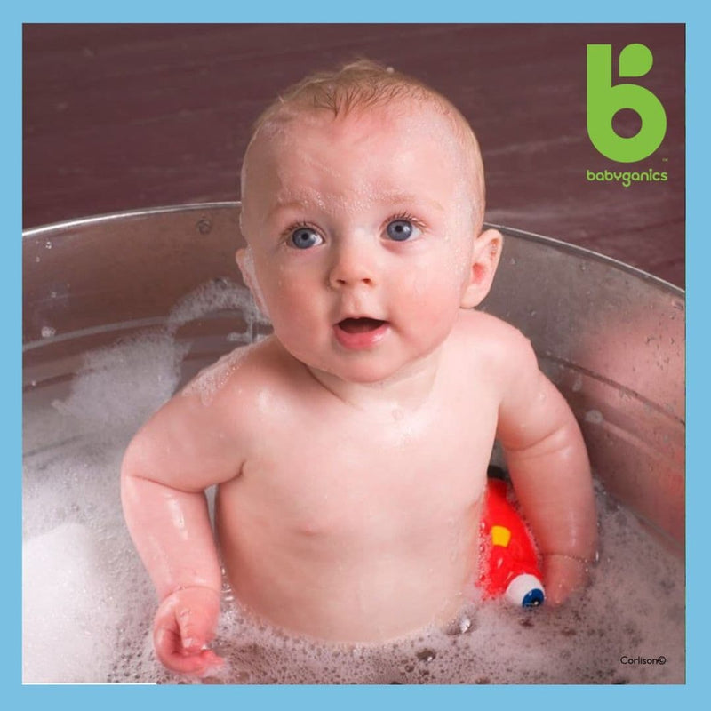 Babyganics Shampoo + Body Wash Lifestyle Image